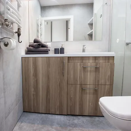 Komfortowy Lazur Z Garazem * Kolobřeh